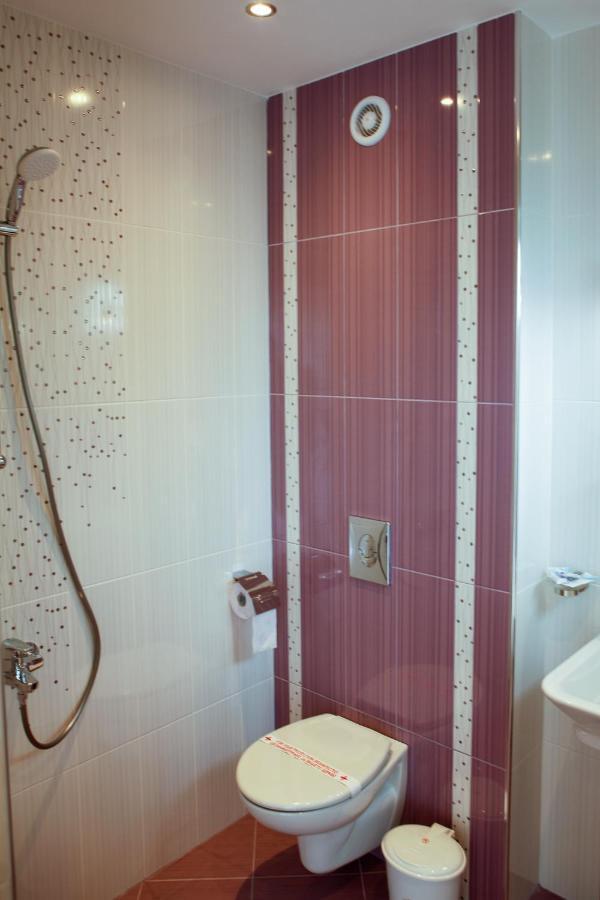 Zafo Hotel Szinemorec Kültér fotó