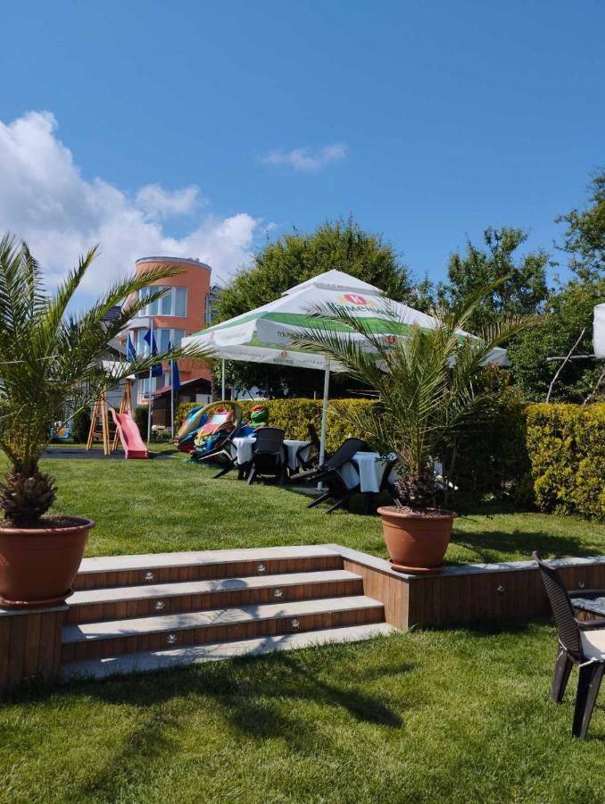 Zafo Hotel Szinemorec Kültér fotó