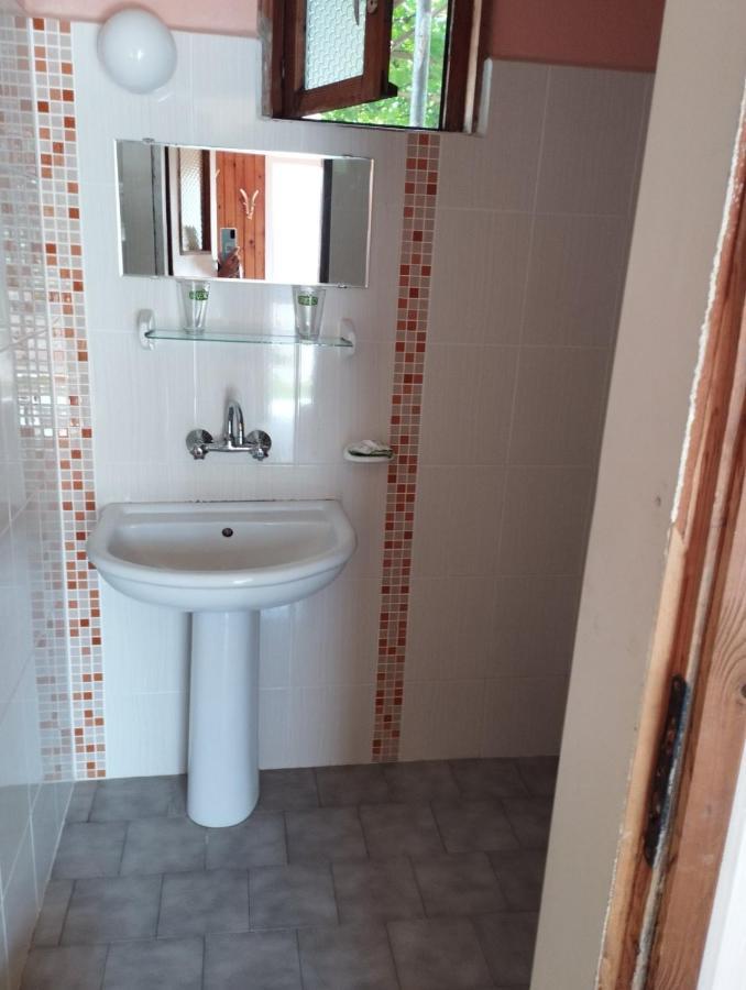 Zafo Hotel Szinemorec Kültér fotó