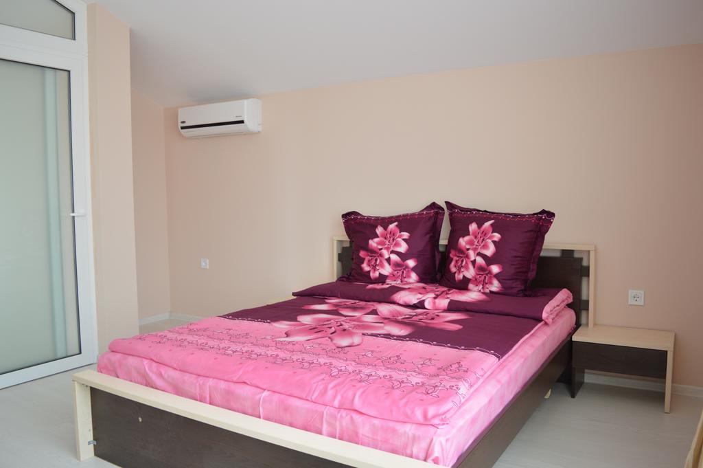 Zafo Hotel Szinemorec Kültér fotó