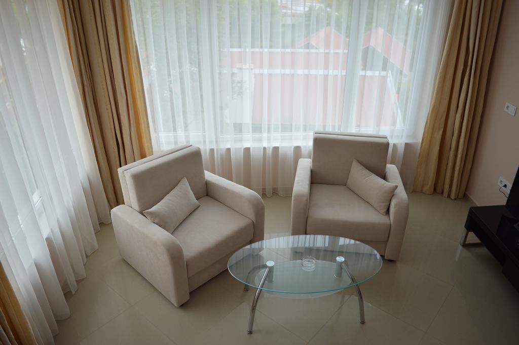 Zafo Hotel Szinemorec Kültér fotó